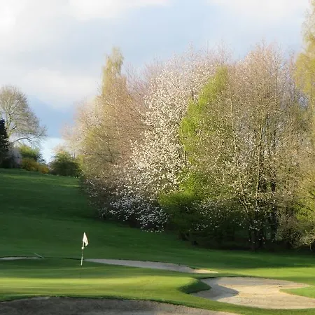 Golf&hôtel De Falnuée Hotel 3*