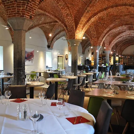 Golf & De Falnuee Mazy