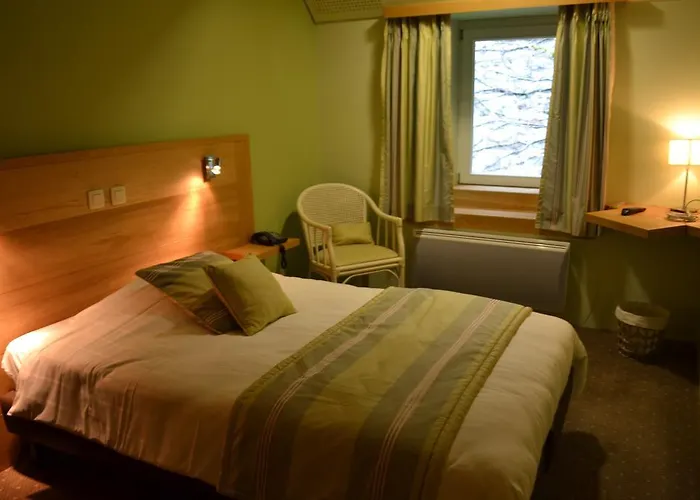 Hotel Golf & De Falnuee