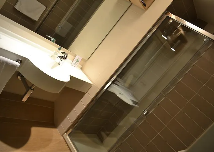 Hotel Golf & De Falnuee